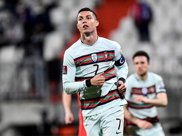 Bóng đá Italia 3/6: Juventus có thể đồng ý để Ronaldo trở lại MU