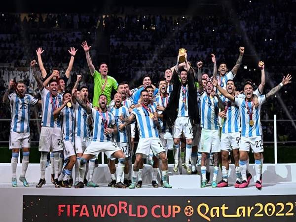 Argentina vô địch World Cup mùa giải 2022