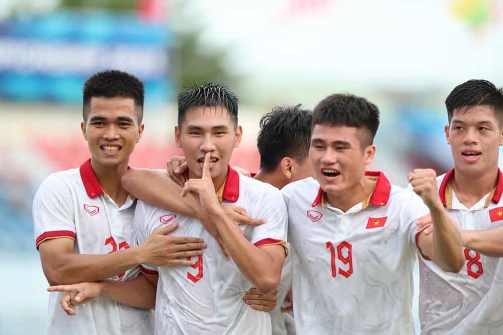 BĐVN 21/08: U23 Việt Nam thắng to U23 Lào